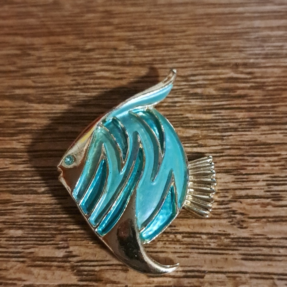 Vintage Aqua Enamel Fish Pin